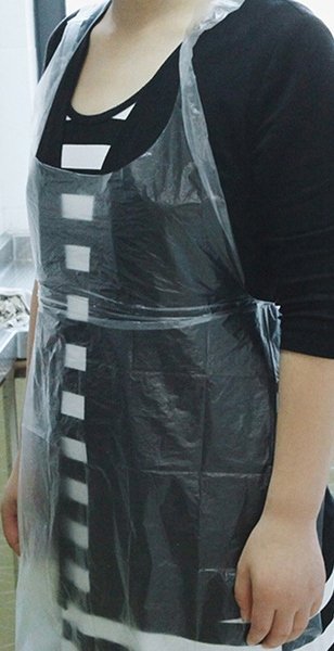DMI Plastic Aprons 8 Micron Flat Pack - 10 PK x 100 Economy Range - DMI Dental Supplies Ireland - Next Day Delivery